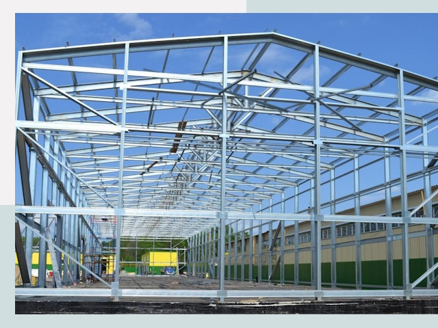 Строительство фабрик в Саянске