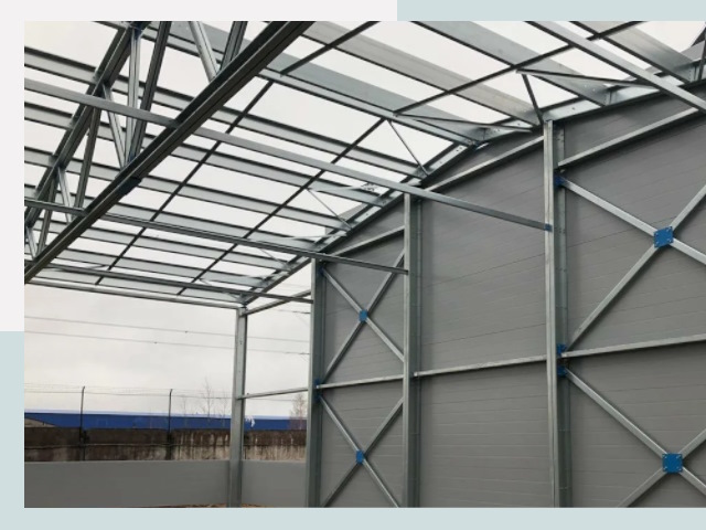 Каркасные ангары от СтальСтрой-Сск по цене от 610 руб.