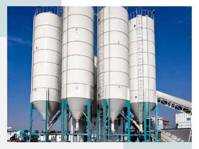 Строительство цементных силосов в Саянске